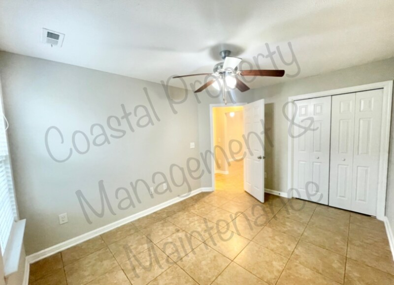 Building Photo - 1060 Lizzie Ln
