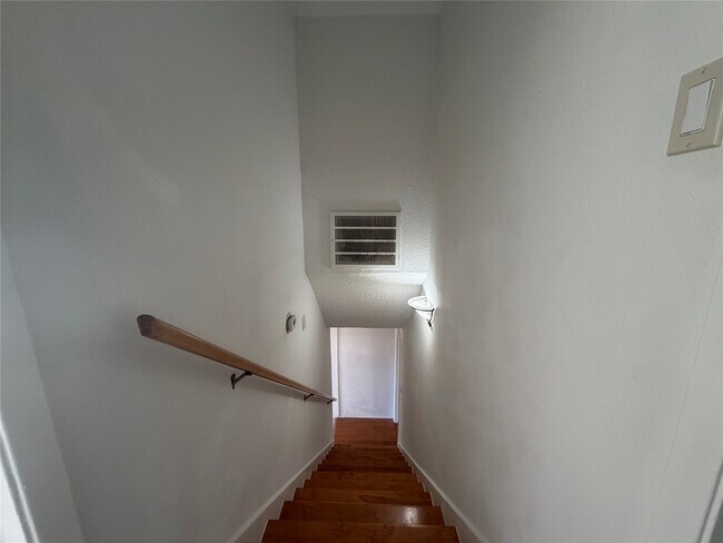 Building Photo - 7821 Cook Rd