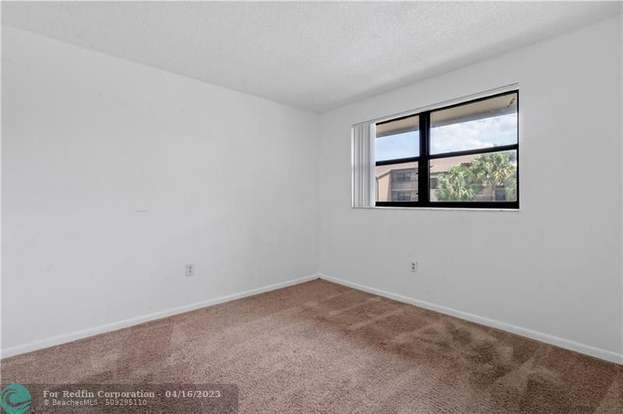 Building Photo - 9995 Nob Hill Ln