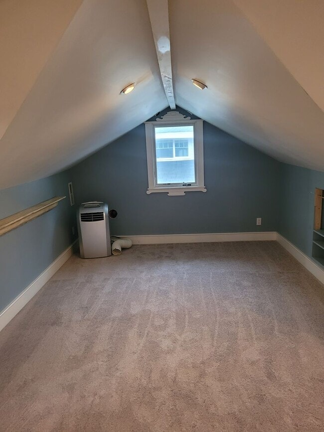 Building Photo - 3 Bedroom 1.5 Bath Cottage-Old Southwest