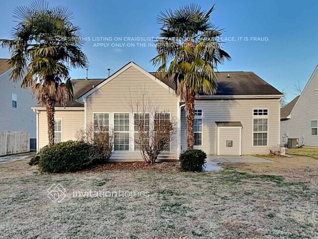 Building Photo - 2730 Shannon Dr