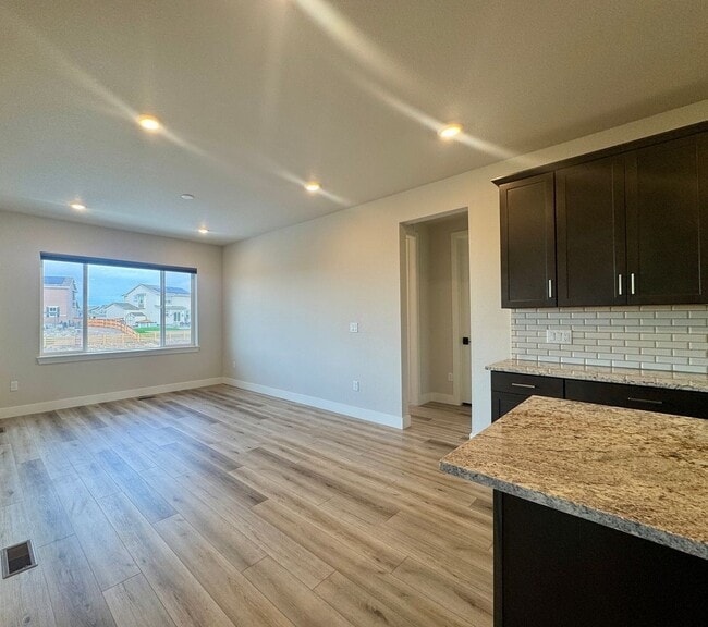 Building Photo - Stunning 5-Bedroom Home with Theater Room & Upgrades – Commerce City