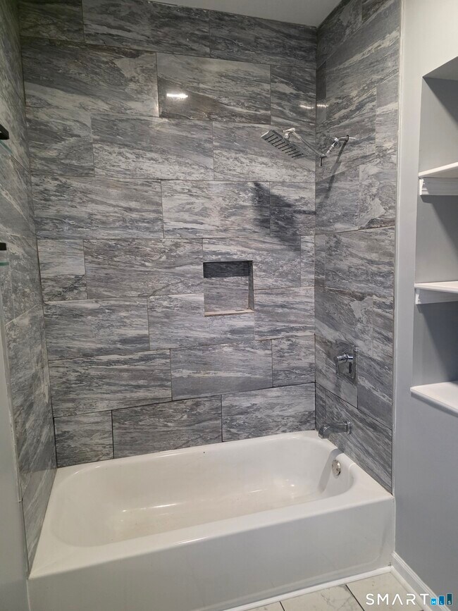 Building Photo - 46 Ward St