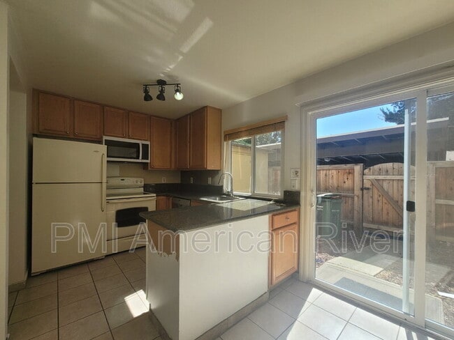Building Photo - 8800 Sawtelle Way