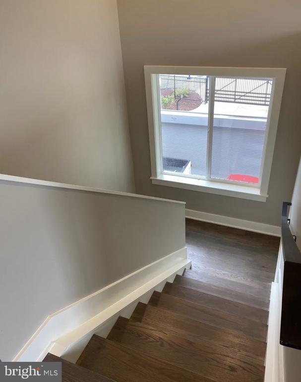 Building Photo - 1701 Trinidad Ave NE