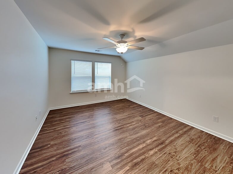 Building Photo - 94 Shelby Ct