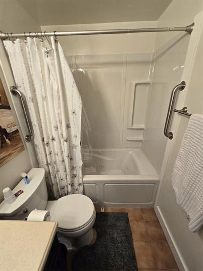 Building Photo - Beautiful Eastside Home Won't Last!!! Must See!!!