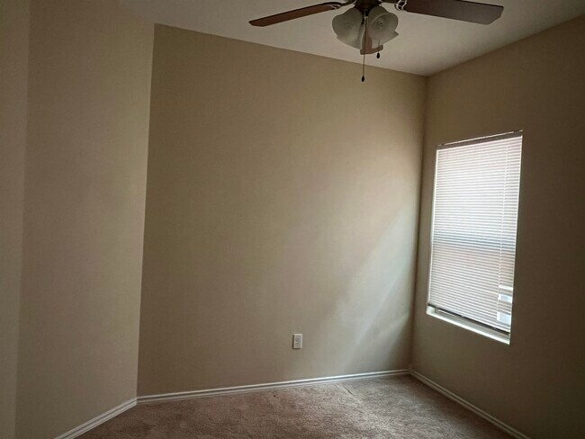 Building Photo - 205 Aquero Blvd