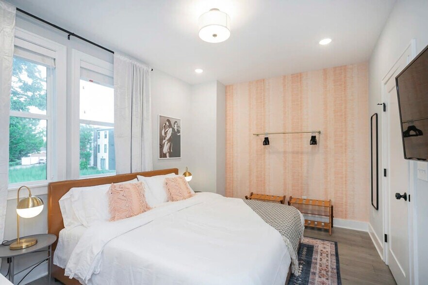 Building Photo - 111 N 9th St