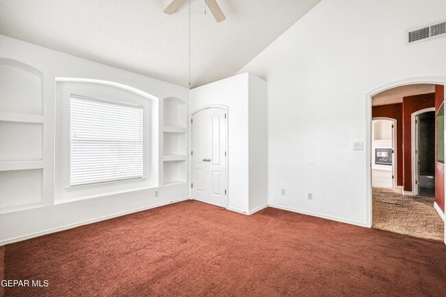 Building Photo - 4733 R L Shoemaker Dr