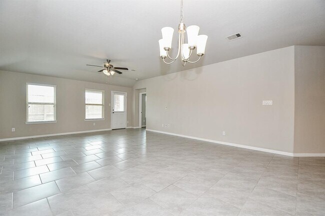 Building Photo - 3927 McDonough Way