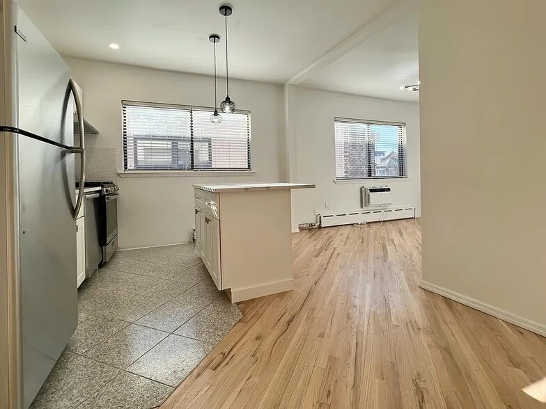 Building Photo - 2249 37th St