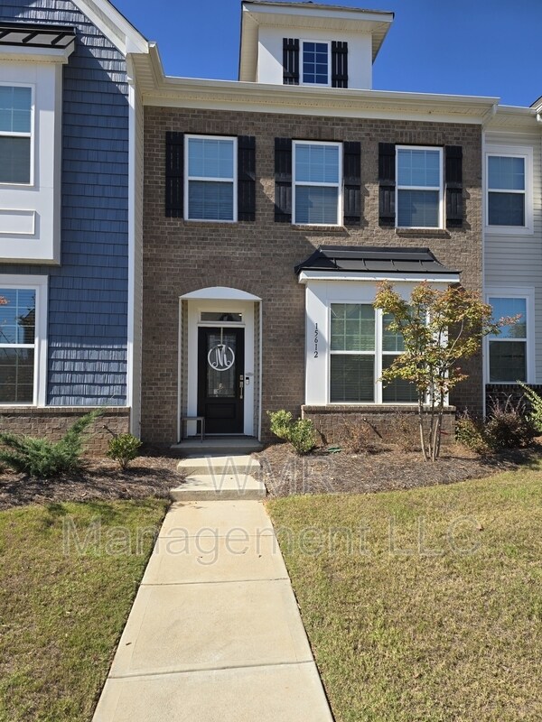 Building Photo - 15612 Country House St