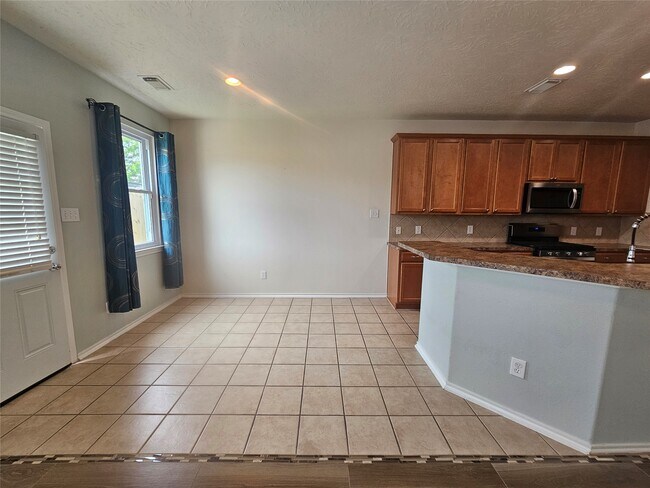 Building Photo - 3219 Victorian Manor Ln