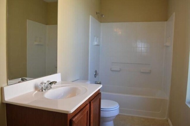 Building Photo - 8103 Zephyr Ct