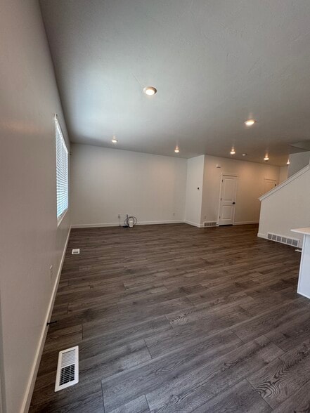 Building Photo - 3846 S Bismark Peak Dr