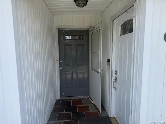 Building Photo - 523 Bayview Ave