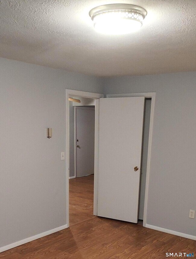 Building Photo - 53 Hiltbrand Rd