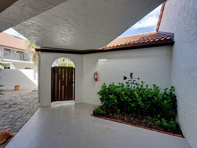 Building Photo - 4082 Belair Ln