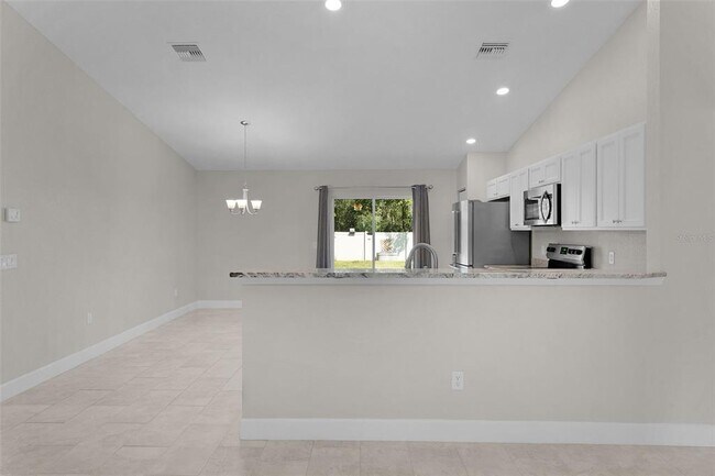 Building Photo - 501 Marion Oaks Golf Rd