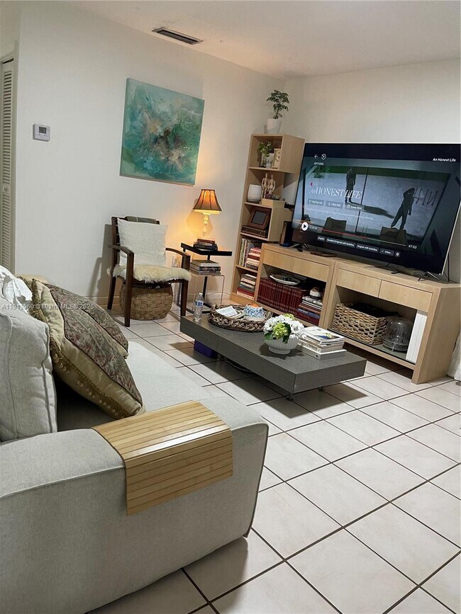 Building Photo - 20520 SW 92nd Pl