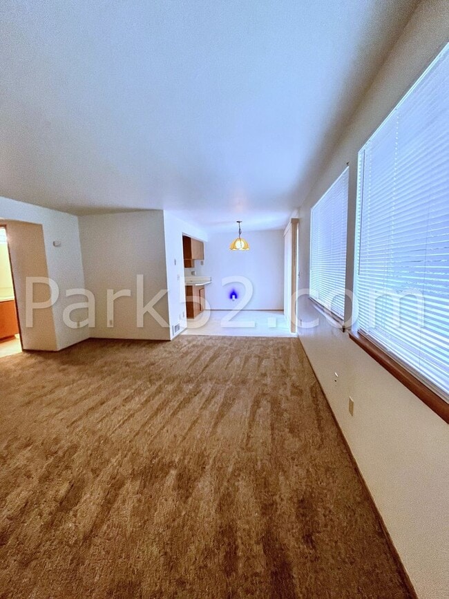 Building Photo - 9101 116th St E