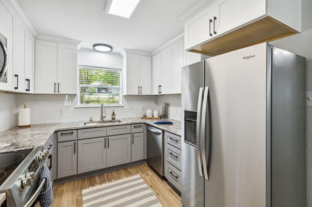 Building Photo - 2545 Forest Park Dr