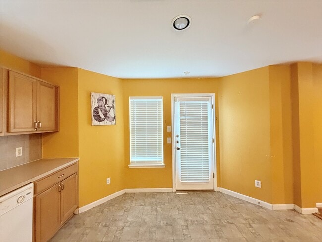 Building Photo - 2603 Skyview Trace Ct