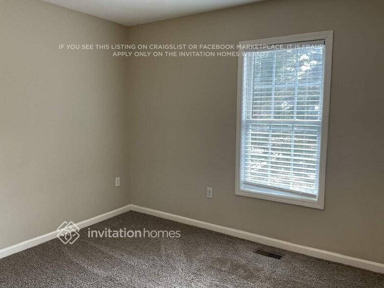 Building Photo - 9455 Pebble Creek Ct