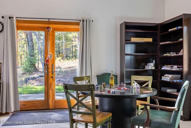 Building Photo - 114 Chase Rd