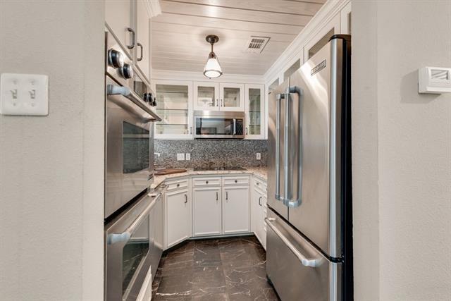 Building Photo - 1513 E Interstate 30