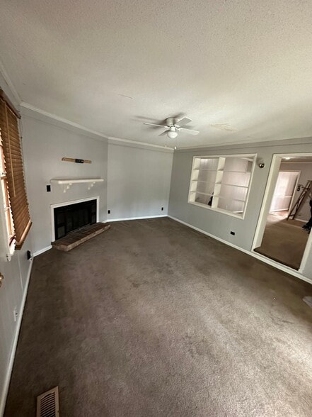 Building Photo - 1303 Kingsport Rd