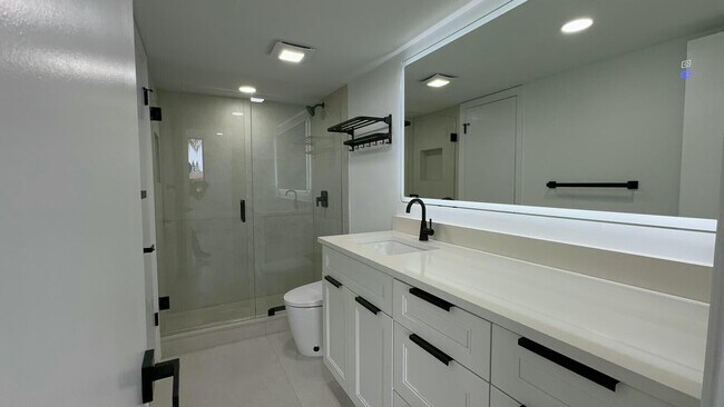 Building Photo - 4483 Luxemburg Ct