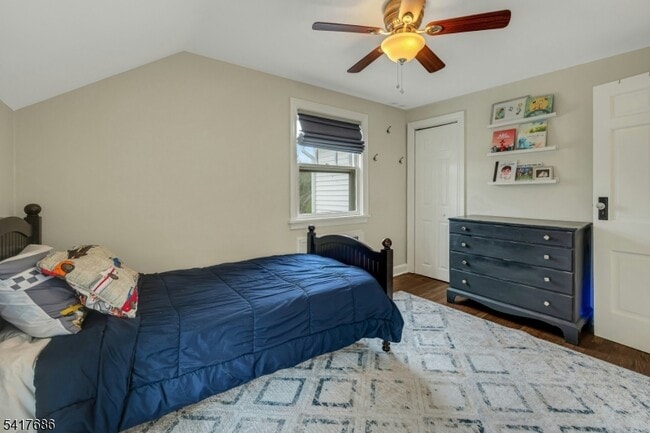 Building Photo - 21 Ridgedale Ave