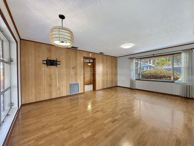 Building Photo - 4517 S Hesperides St