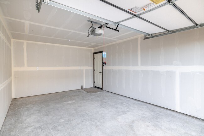 Building Photo - 3396 Crosswind Ct