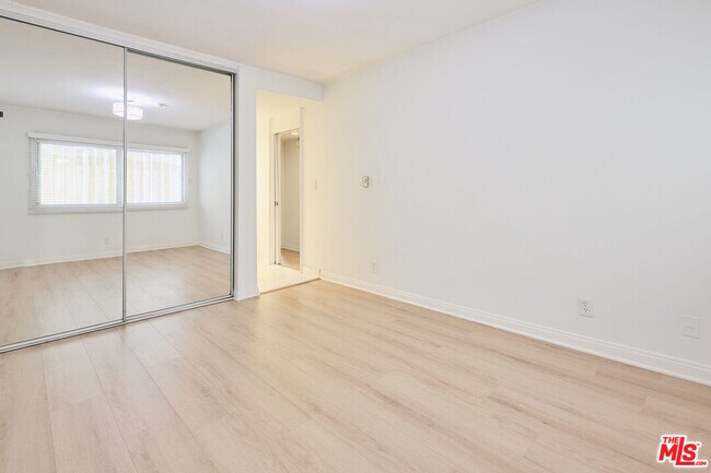 Building Photo - 7712 Pso Del Rey