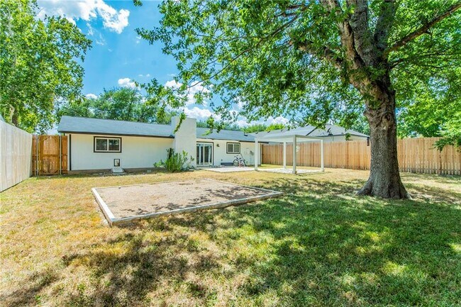 Building Photo - 5702 Whitebrook Dr