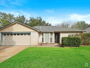 Building Photo - 5338 Lincoln Green Dr
