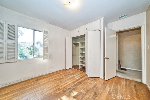 Building Photo - 315 E Las Flores Ave