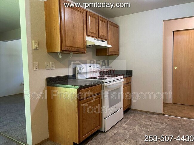 Building Photo - 3810 22nd Ave SE