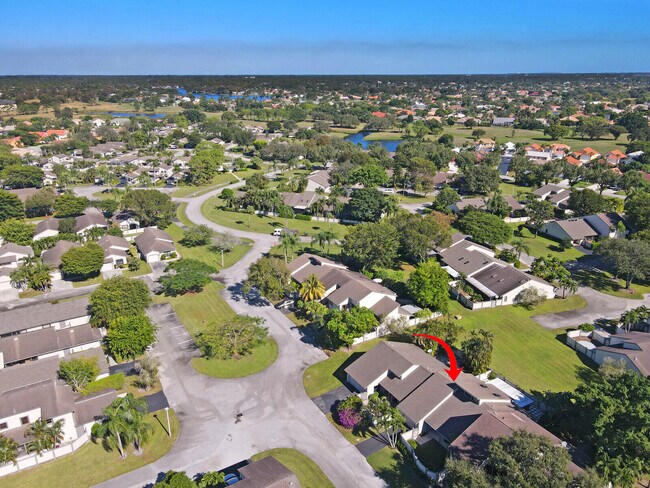 Building Photo - 13403 Bedford Mews Ct