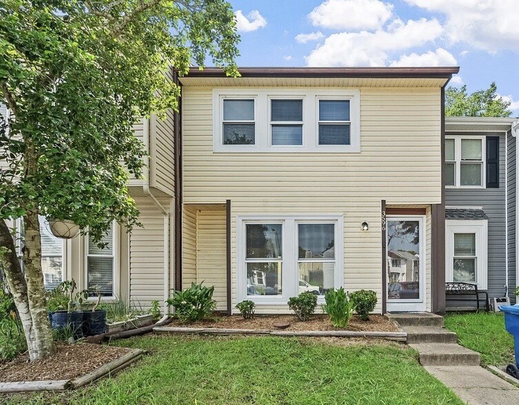 Building Photo - 3596 Windmill Dr