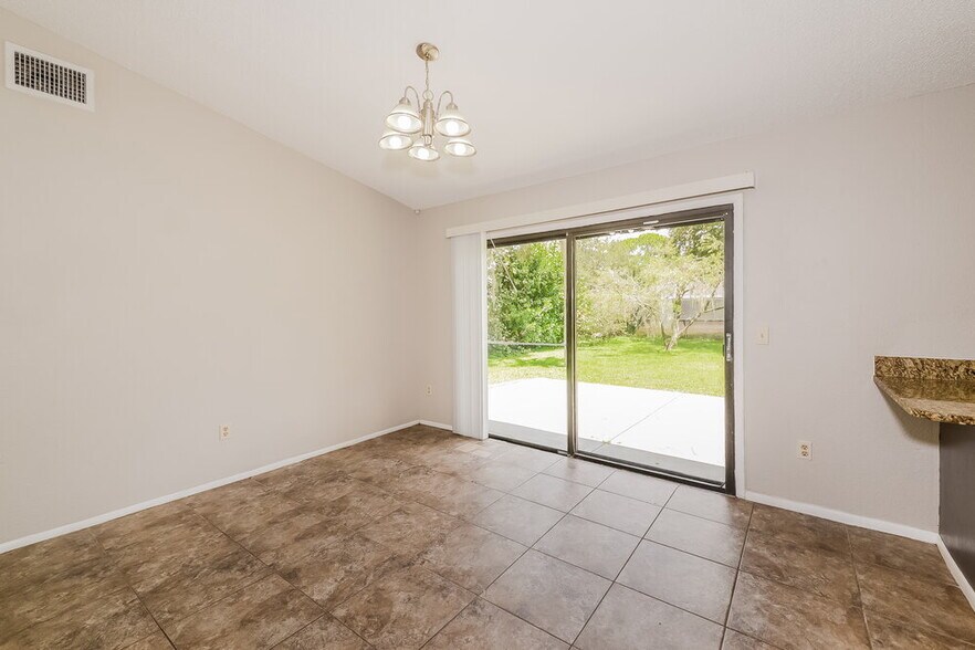 Building Photo - 4122 Bula Ln