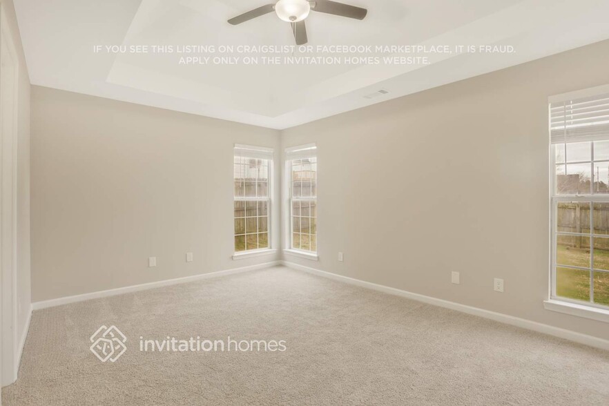 Building Photo - 1009 Meadow Glen Cir