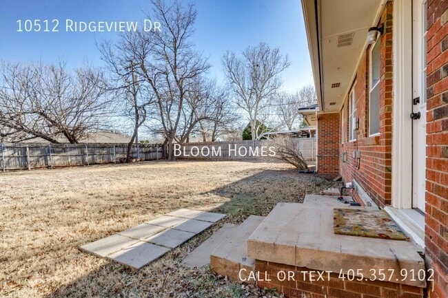 Building Photo - 10512 Ridgeview Dr