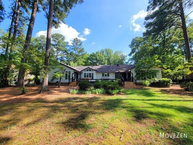 Building Photo - 6829 Greystone Dr