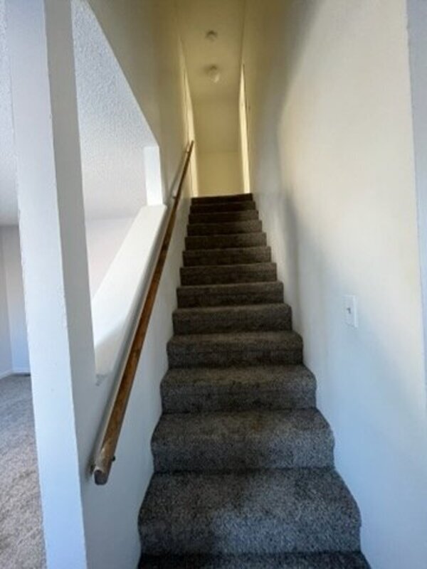 Building Photo - 122 Mckinley Ave