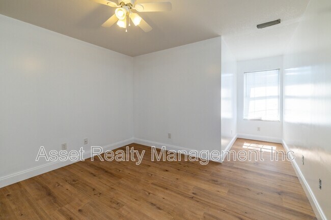 Building Photo - 7037 Wakan Ln