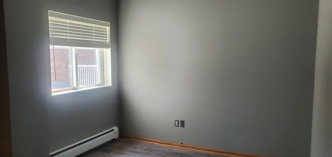 Bedroom - 405 Main St